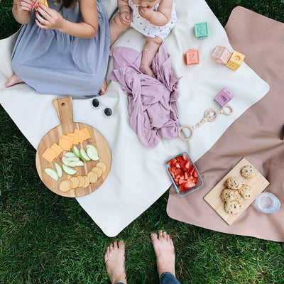 Our Summer Guide: Go on a Family Picnic