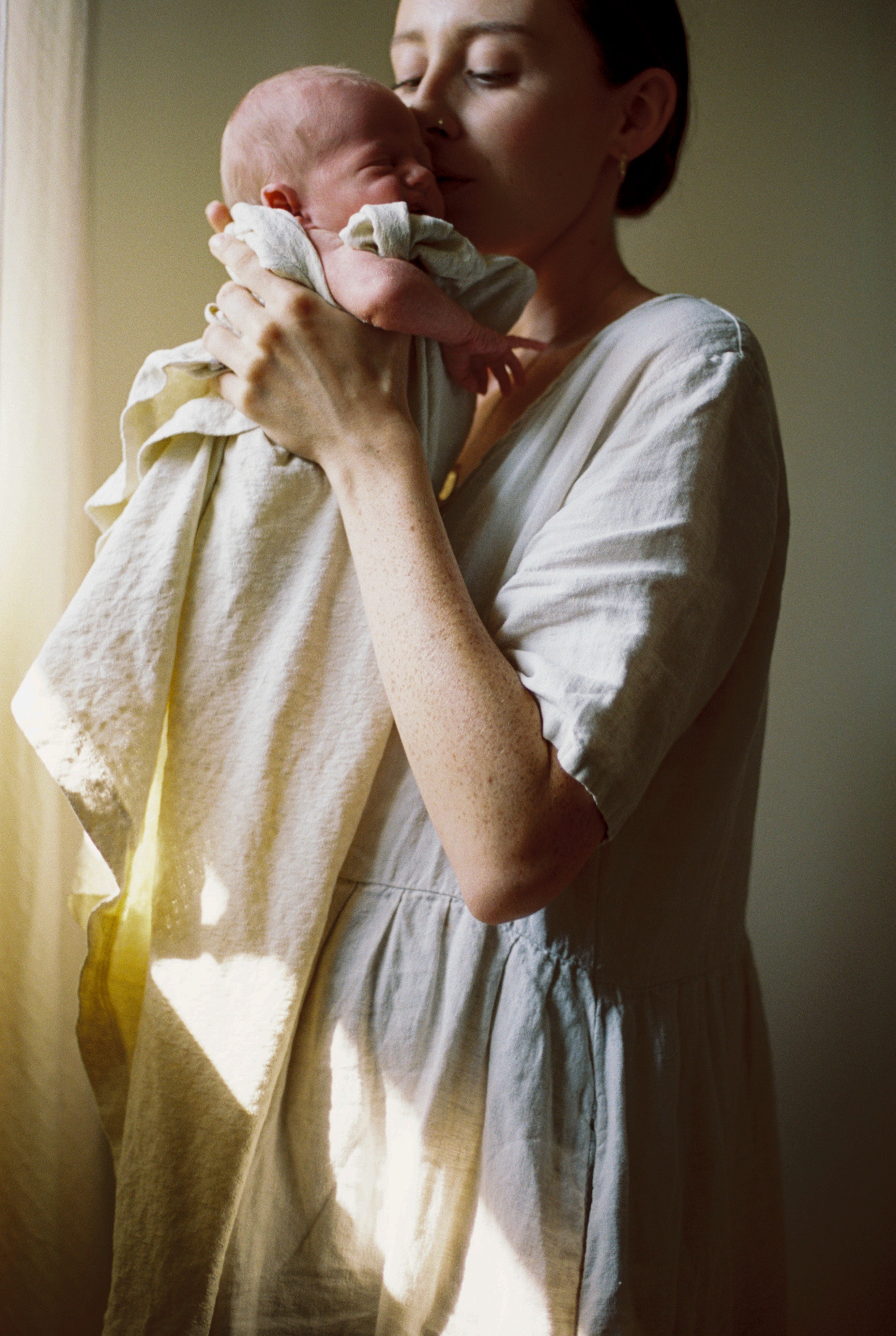 Pearl Pointelle Swaddle – Max & Moose